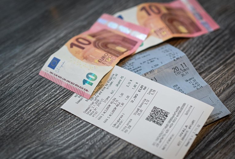 Inflacija u prosincu bila 3.3 posto