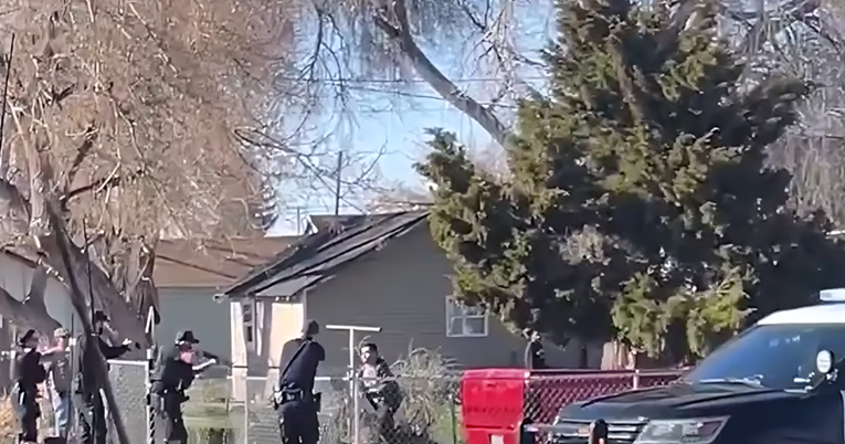 Policija u SAD-u devet puta upucala autističnog tinejdžera. Morali mu amputirati nogu