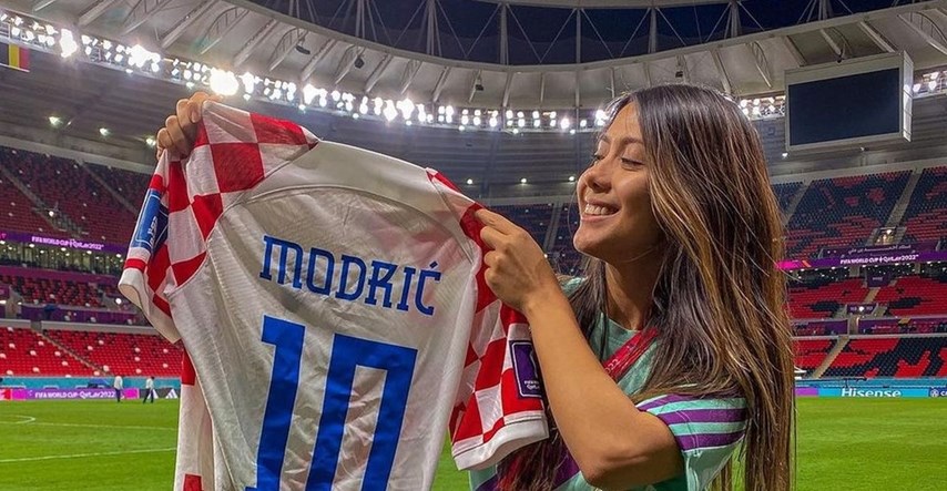 Modrić nakon utakmice poklonio dres Meksikanki: "Skinuo je majicu kad me vidio"
