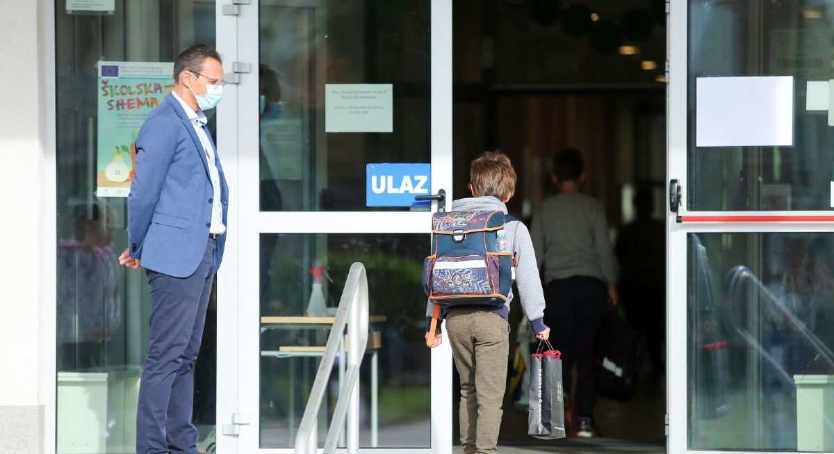 Za dva tjedna počinje nastava, ovo su detaljne upute za roditelje i učenike