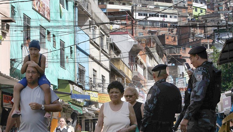 Brazilska ekonomija na koljenima, manje od pola radno sposobnog stanovništva radi