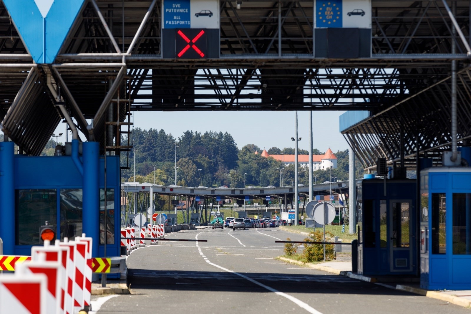 Slovenci s nekretninama u Hrvatskoj traže ocjenu ustavnosti restrikcija na granici