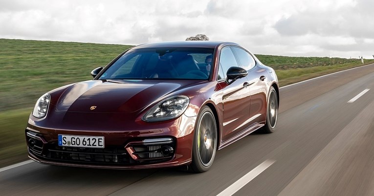 Porsche ponudio novi auto za 16.800 eura. Zatrpani su rezervacijama