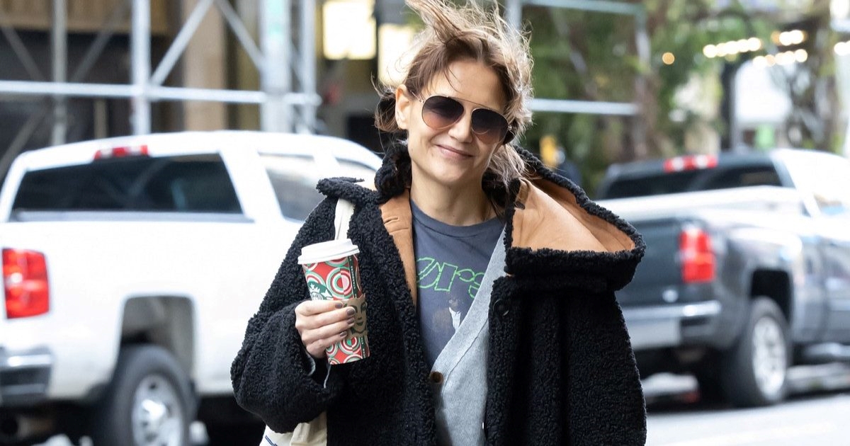 Katie Holmes iz ormara izvukla još jedan klasik