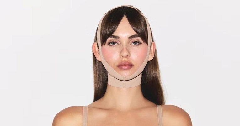 Bizarni Skims steznik za lice: Hit ili čista glupost? Liječnici imaju jasan odgovor