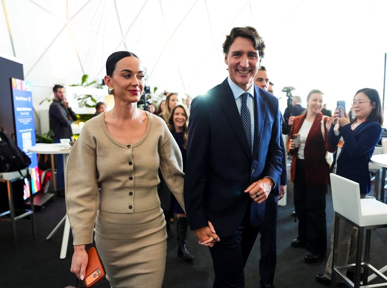 Justin Trudeau došao u Davos s Katy Perry, iz prvog reda je pratila njegov govor
