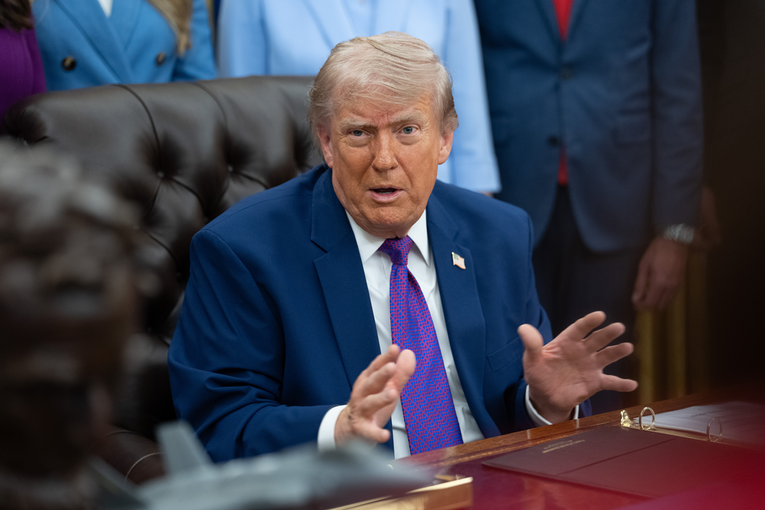 Foxov voditelj: Trump mi kaže da ozbiljno razmatra da Venezuela postane 51. država SAD-a