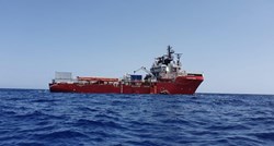 Migranti s Ocean Vikinga iskrcali se na Maltu, rasporedit će ih u šest država EU