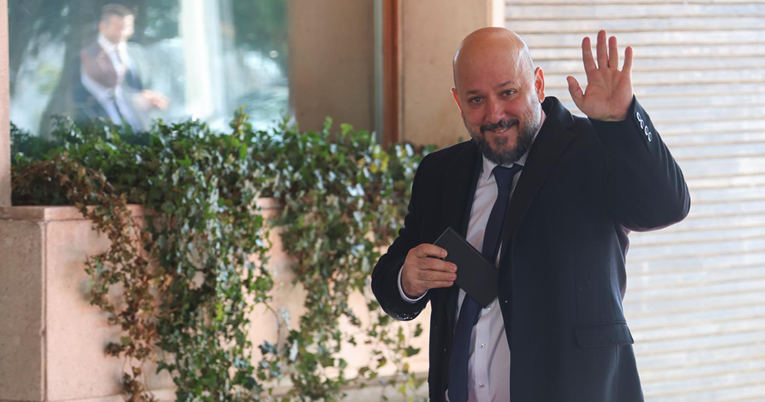 Maras: Cijene nisu normalne. Nekad sam 60 kn plaćao velike ćevape i dvije pive
