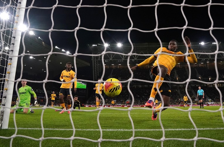 Zadnja momčad Premier lige nije zabila 541 minutu. Onda im je došao Manchester United