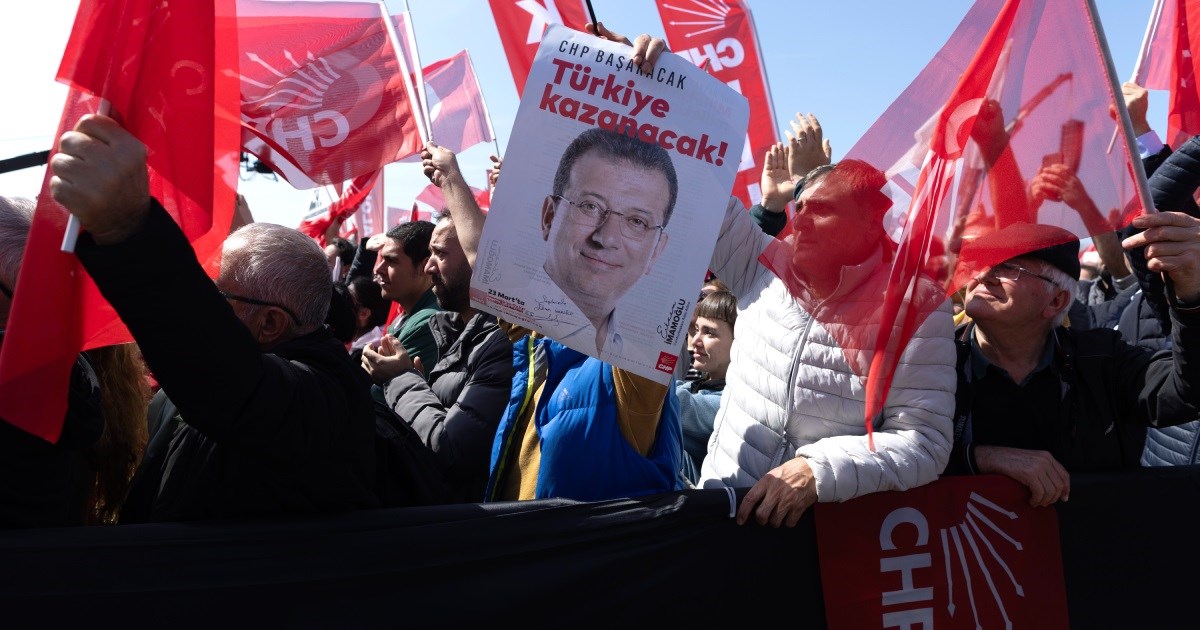 Uhićeno gotovo pedeset rođaka i pristaša gradonačelnika Istanbula