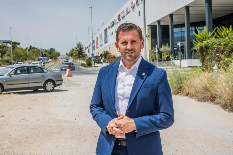 Split daje Omišu 80.000 eura nakon požara. Zagreb je izdvojio gotovo dvostruko više