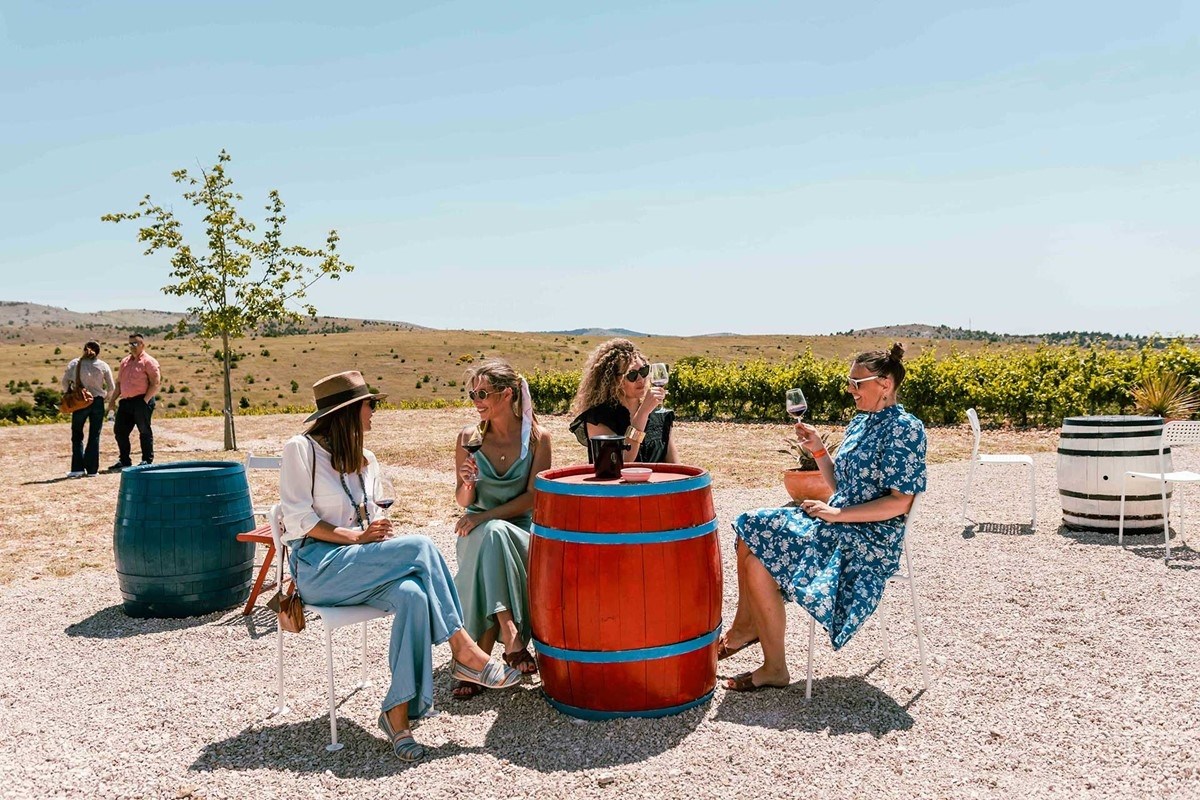 Iskoristite produženi vikend i posjetite vinarije Šibensko-kninske županije