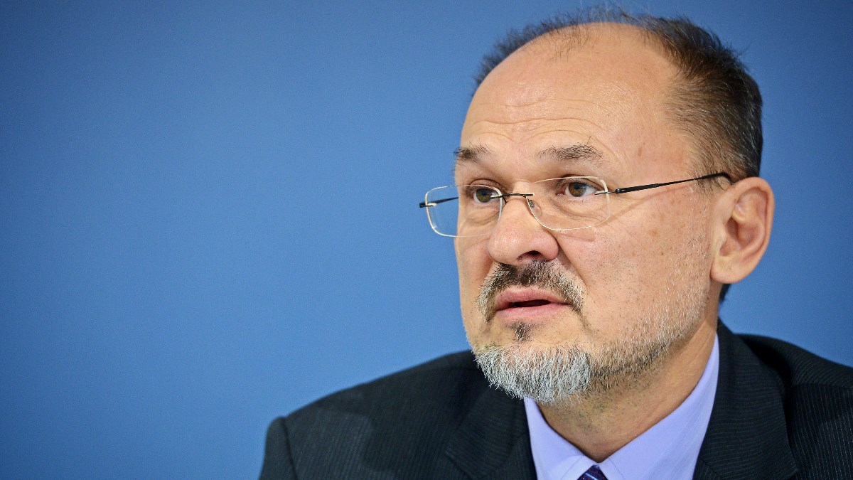 Slovenski infektolog: Brojke su grozne i radimo u vrlo teškim prilikama