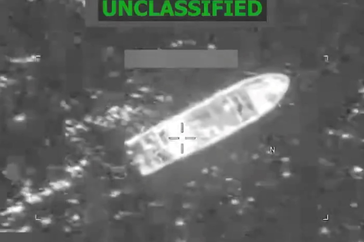 Američka vojska pogodila brod u istočnom Pacifiku, ubijena tri muškarca