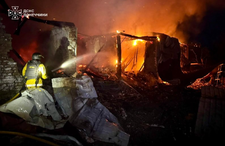 Rusija dvaput napala podatkovni centar u Kijevu. Poginuo muškarac, ozlijeđena djeca