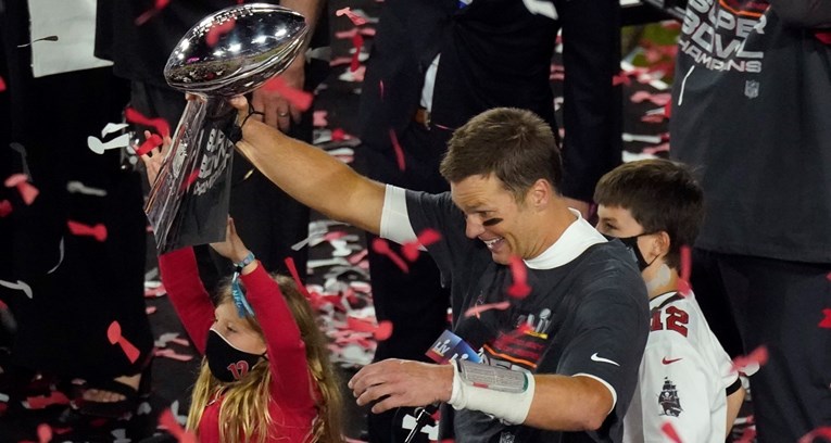 Tom Brady ima više Super Bowl naslova od ijedne NFL momčadi u povijesti