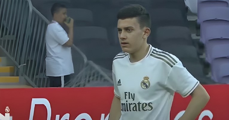 Real dao ugovor 16-godišnjem sinu svog preminulog igrača