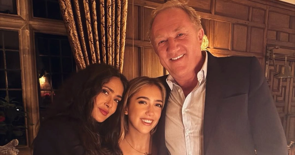 Salma Hayek objavom na Instagramu čestitala kćeri Valentini 18. rođendan