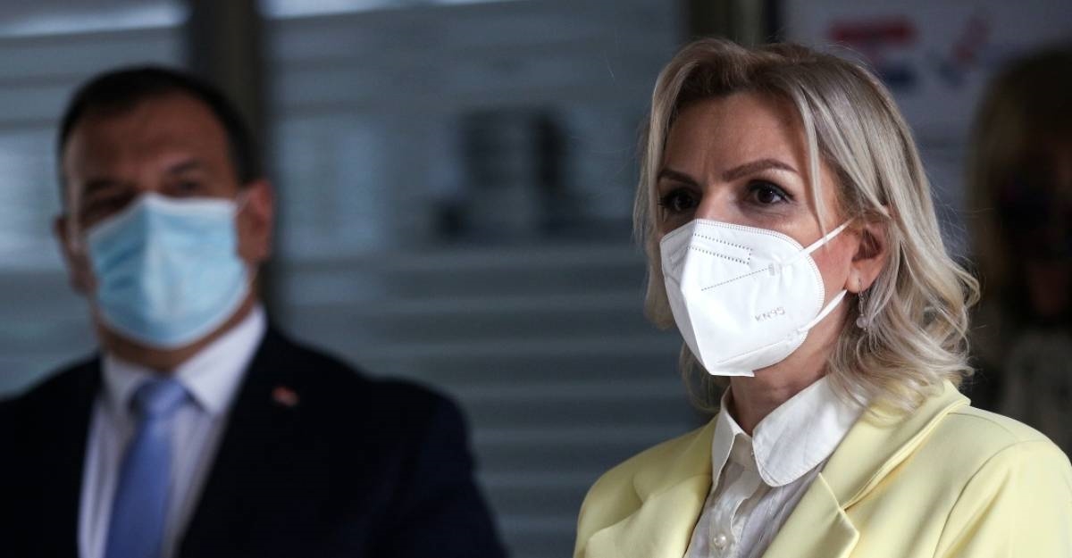 Hrvatska dala 10.000 doza cjepiva Crnoj Gori. Ministrica: Velika prijateljska gesta
