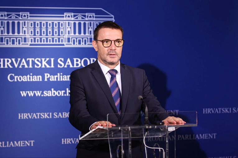 Bauk o vojnom roku: Kako je to Đorđe Balašević znao reći...