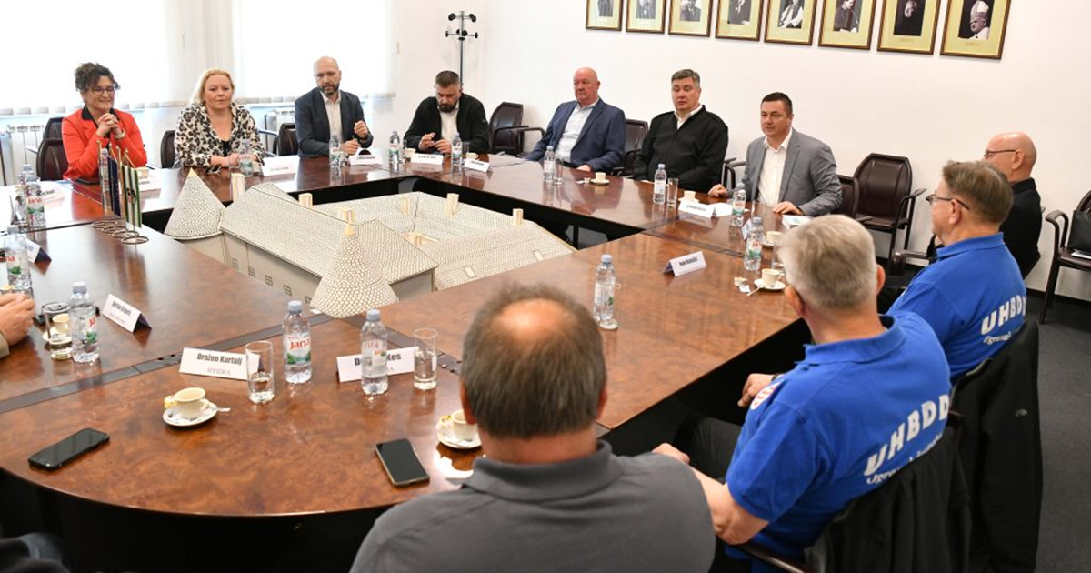 Milanović se u Jastrebarskom sastao s ratnim veteranima