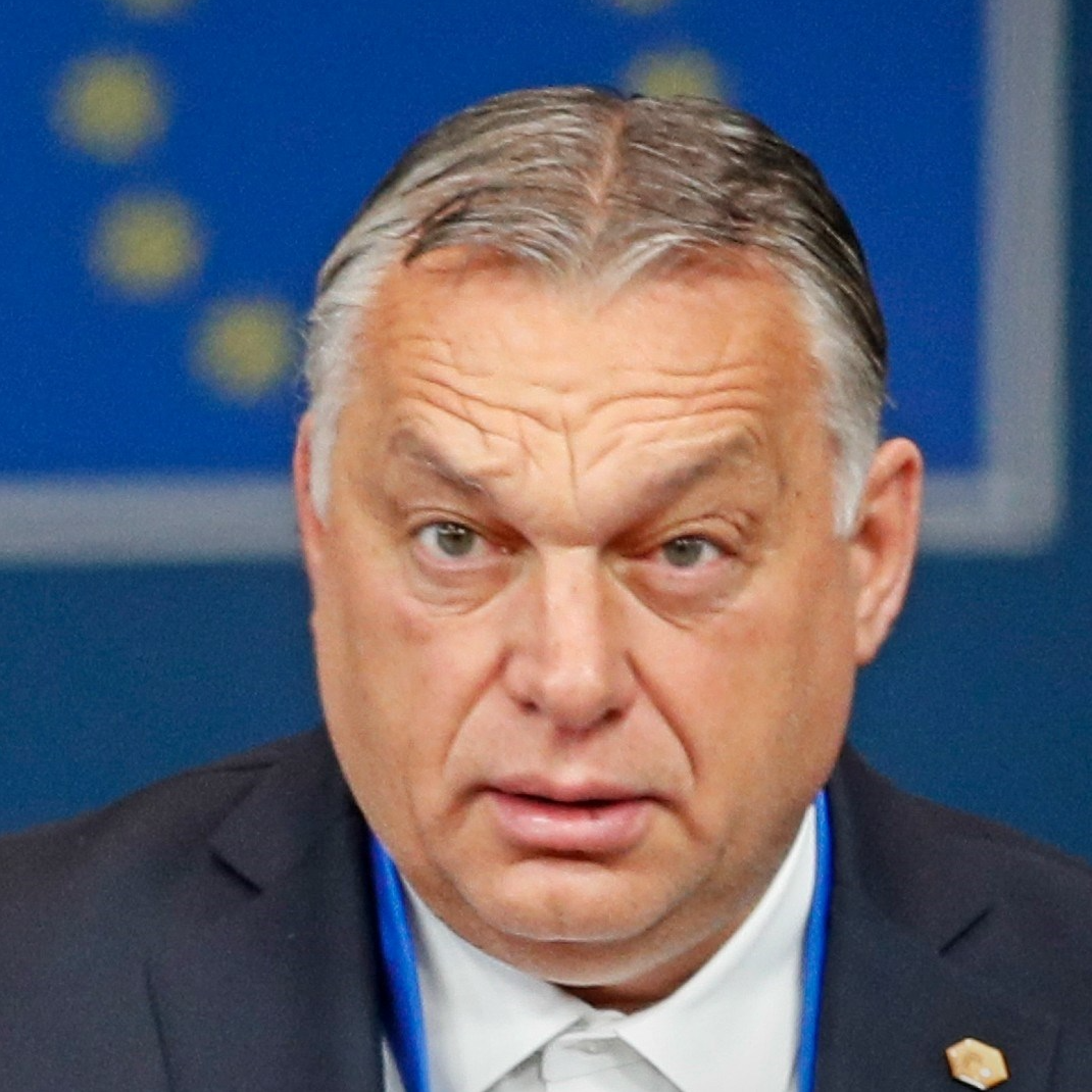 Orban: Stiže novi migrantski val, dižemo žilet-žicu za metar