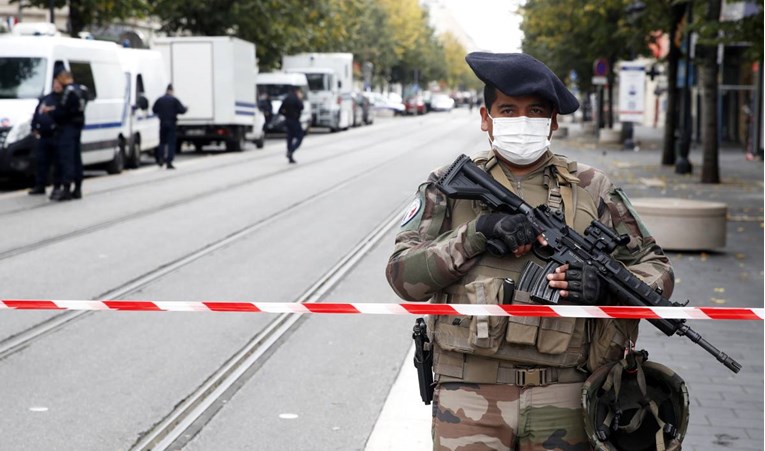 U Francuskoj uhićen muškarac, sumnja se da je povezan s napadom u Nici