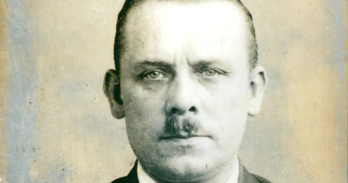 Grizao je vrat žrtava pa ih raskomadao. Zadnja želja mu je bila: Dignite mi spomenik