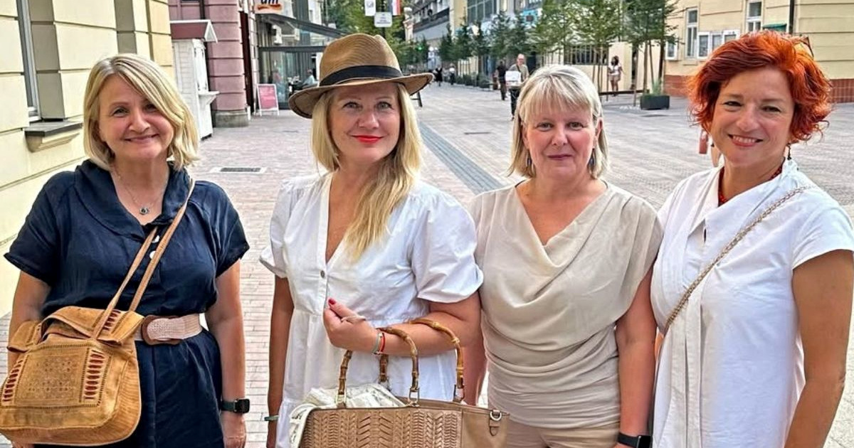 Barbara Kolar objavila fotku s prijateljicama iz škole: "Ženski vikend na Kvarneru"