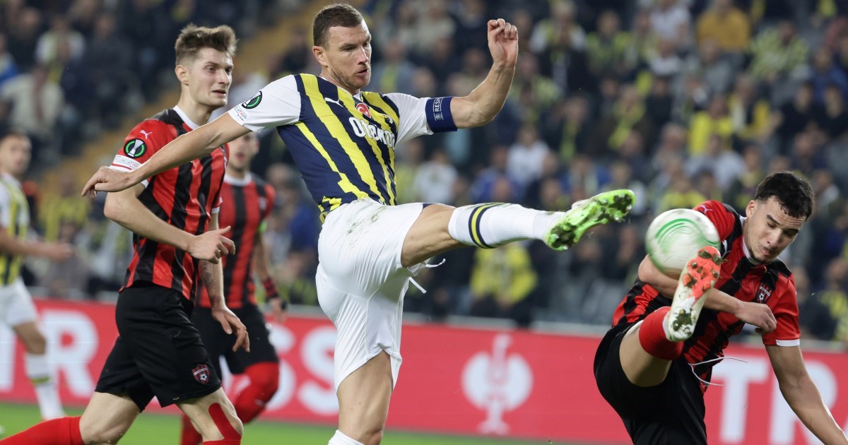 Džeko sve bliže odlasku iz Fenerbahčea. Turci mu našli zamjenu?