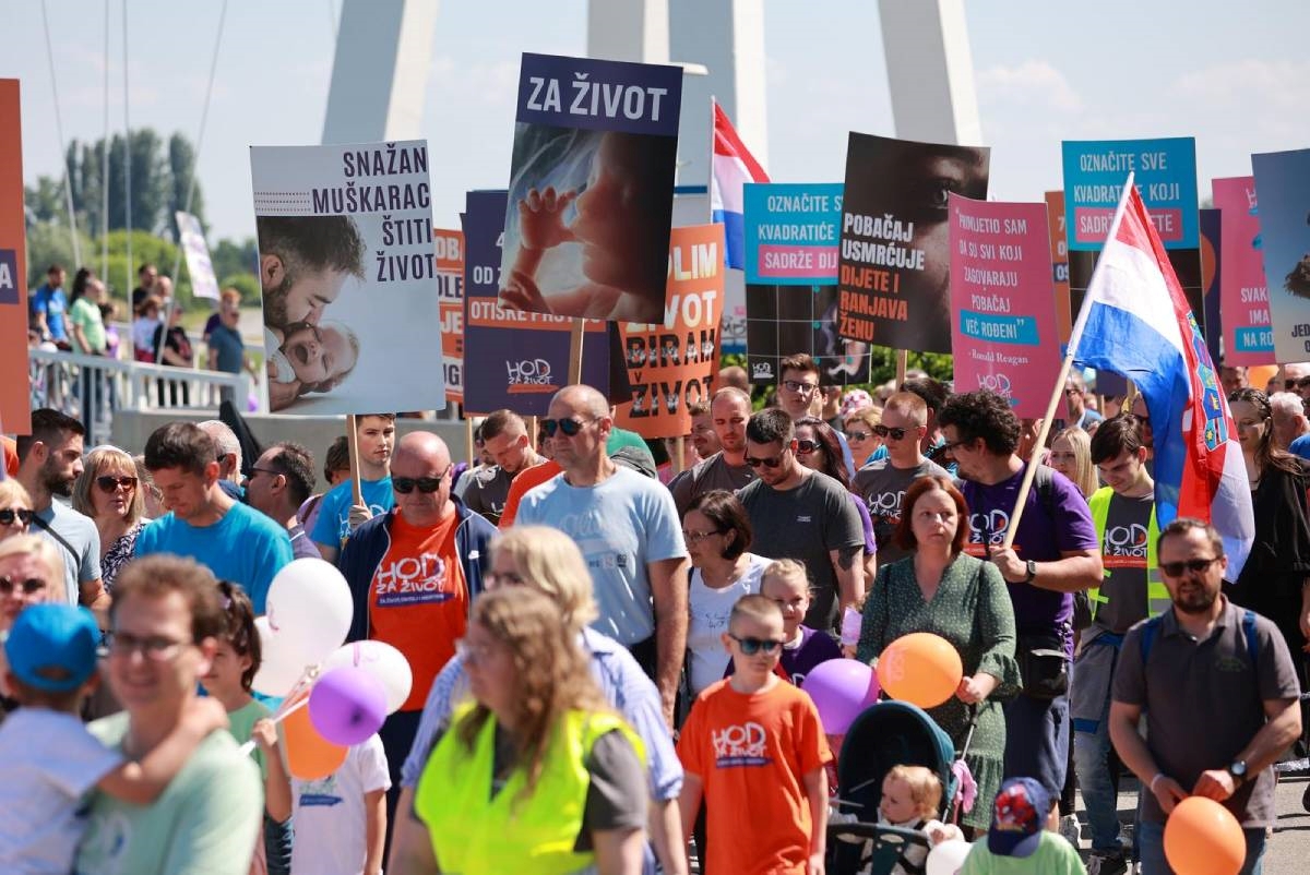 SDP: "Hod za život" širi opasan narativ