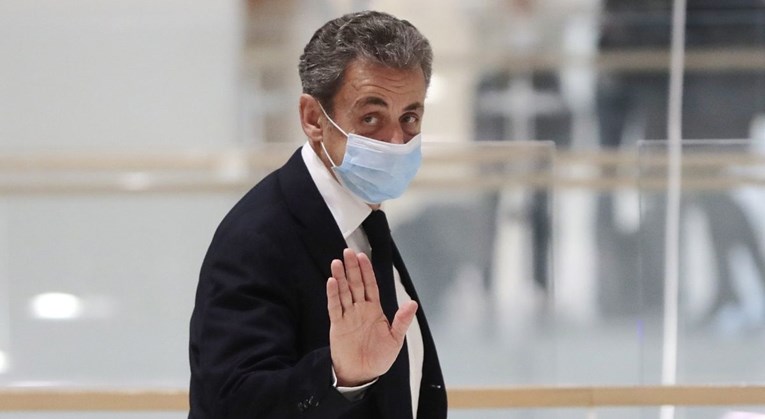 Bivšem francuskom predsjedniku Sarkozyju odgođeno suđenje za korupciju