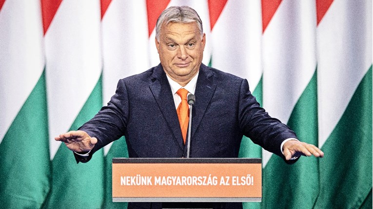 Prve projekcije rezultata u Mađarskoj: Orbanu 121 zastupnik, opoziciji 77