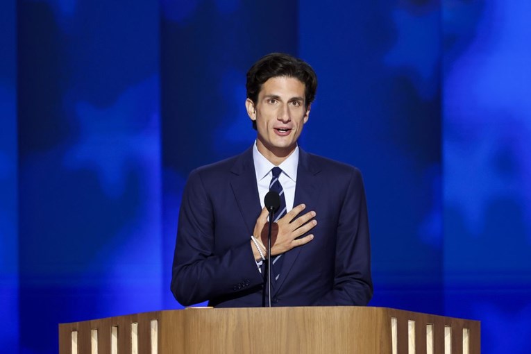 Jedini unuk Johna F. Kennedyja ulazi u politiku