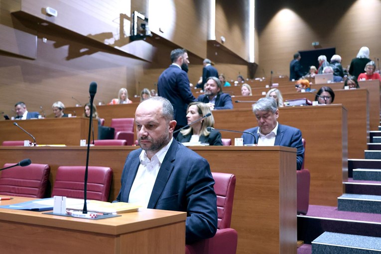 HDZ: Hajdaš Dončić je vulgarno potkapacitiran