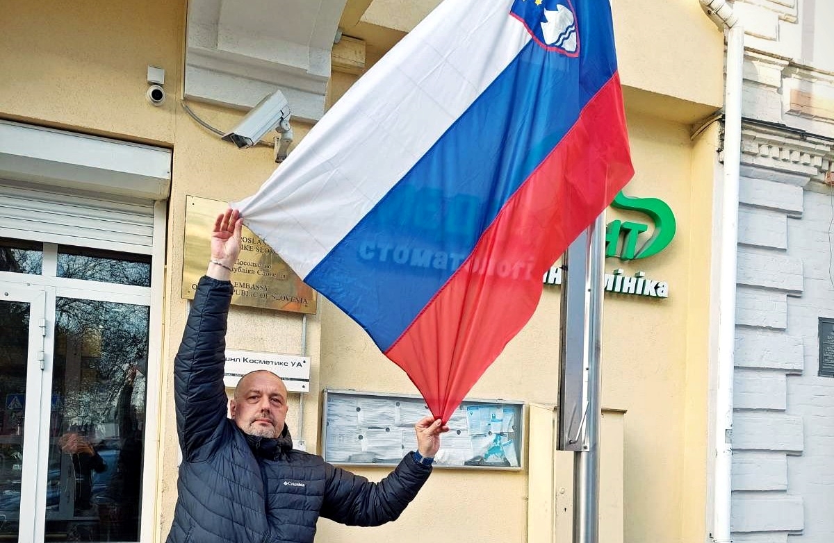 Slovenski diplomat otputovao u Ukrajinu, radit će iz Kijeva