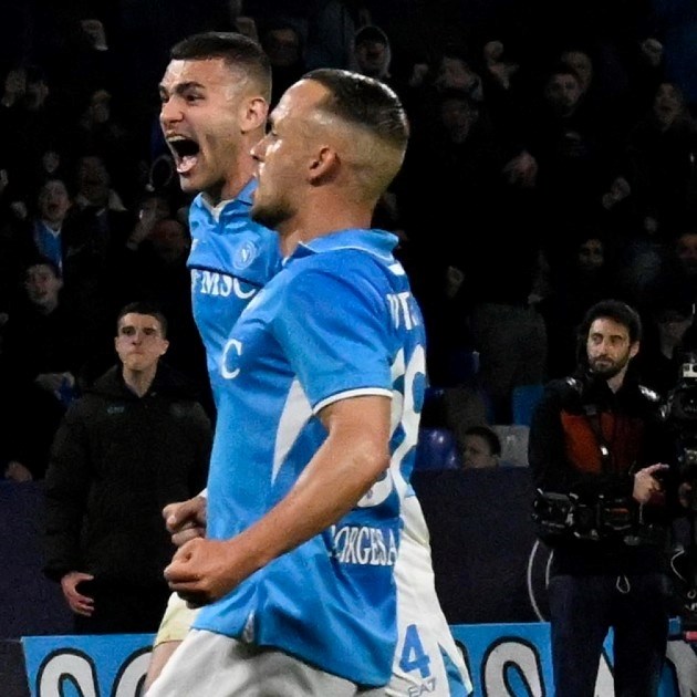 Napoli pobijedio Milan i smanjio zaostatak nad Interom na tri boda