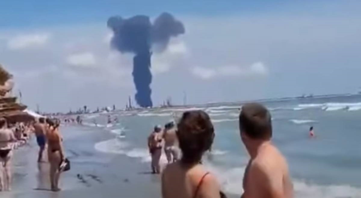 VIDEO U eksploziji u rumunjskoj rafineriji nafte poginula jedna osoba
