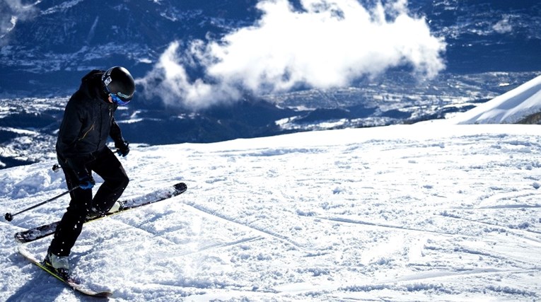Obitelj umrlog Austrijanca traži odštetu jer se zarazio koronom na skijalištu