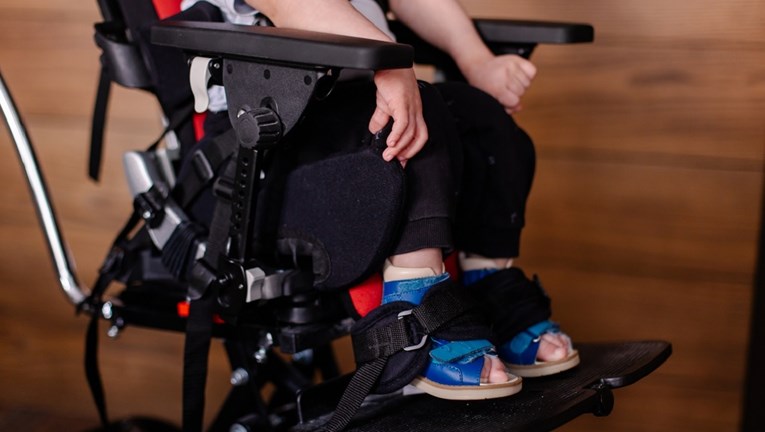 Dječaku s cerebralnom HZMO odbio dati mirovinu umrlog oca. Odbili ga i svi sudovi