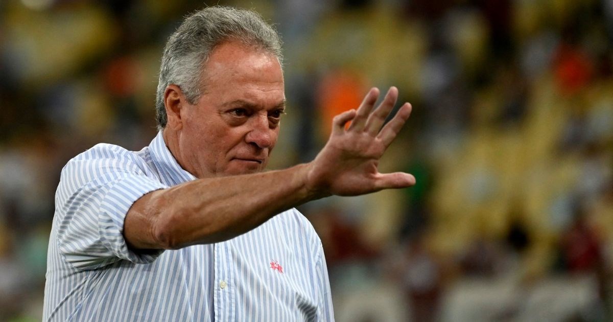 Trener brazilskog velikana: Izgledamo kao gay ekipa u ružičastim majicama