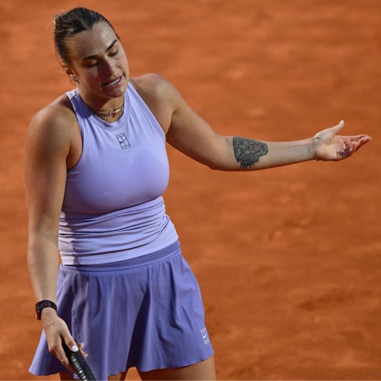 VIDEO "Arina, igraj tenis." Prva tenisačica svijeta psovkom odgovorila navijaču