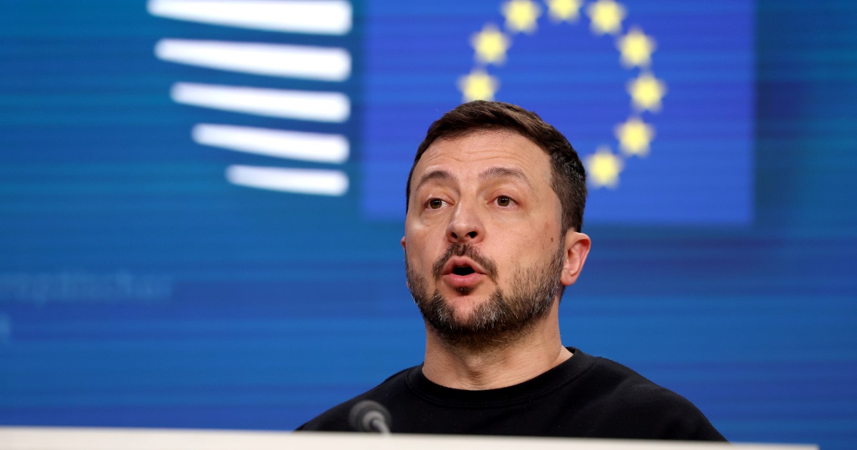 Zelenski se oglasio nakon poziva s Trumpom. "Imali smo sadržajan i iskren razgovor"