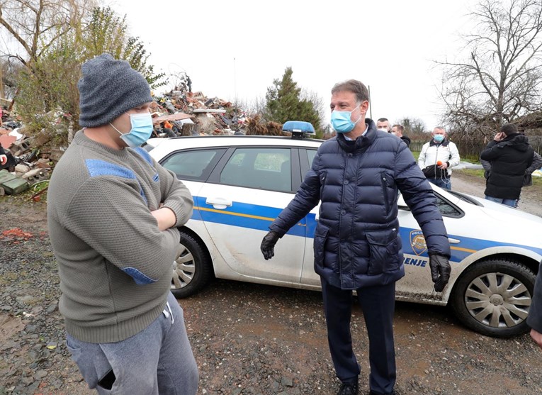 Jandroković zatražio da se obustavi nabava tableta, novac ide za stradale u potresu