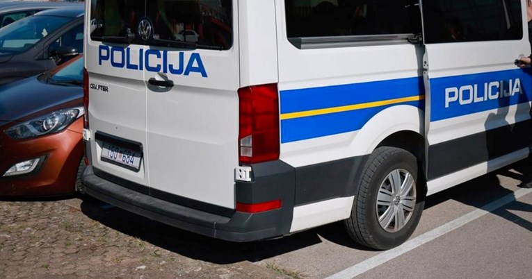 Policajac iz PU bjelovarsko-bilogorske pod istragom zbog bludnih radnji