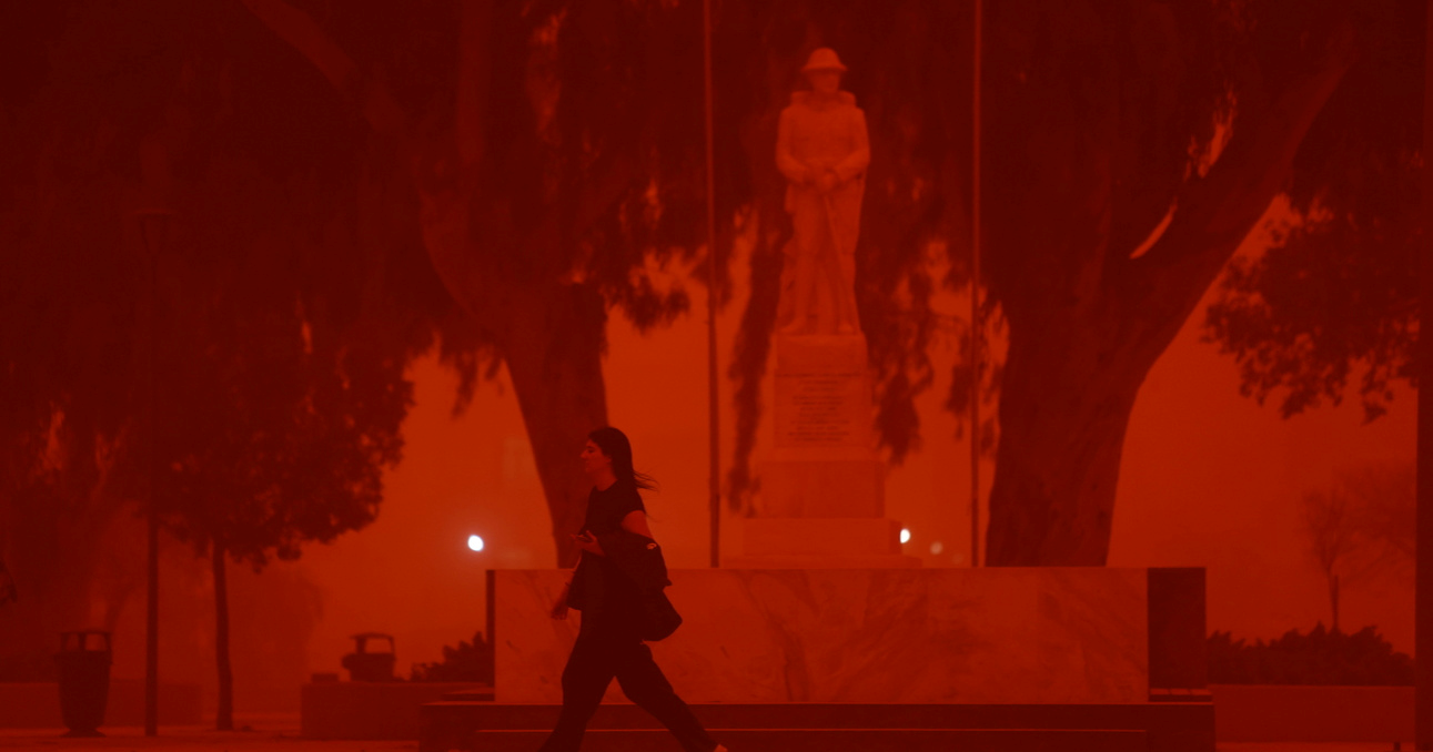 FOTO Saharski pijesak zacrvenio nebo u Grčkoj