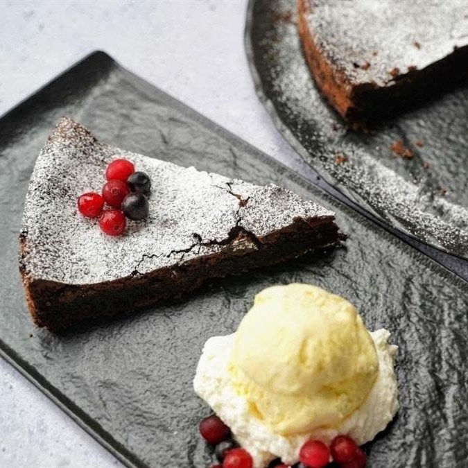 Najsočniji čokoladni kolač koji ćete ikada probati - i to bez brašna