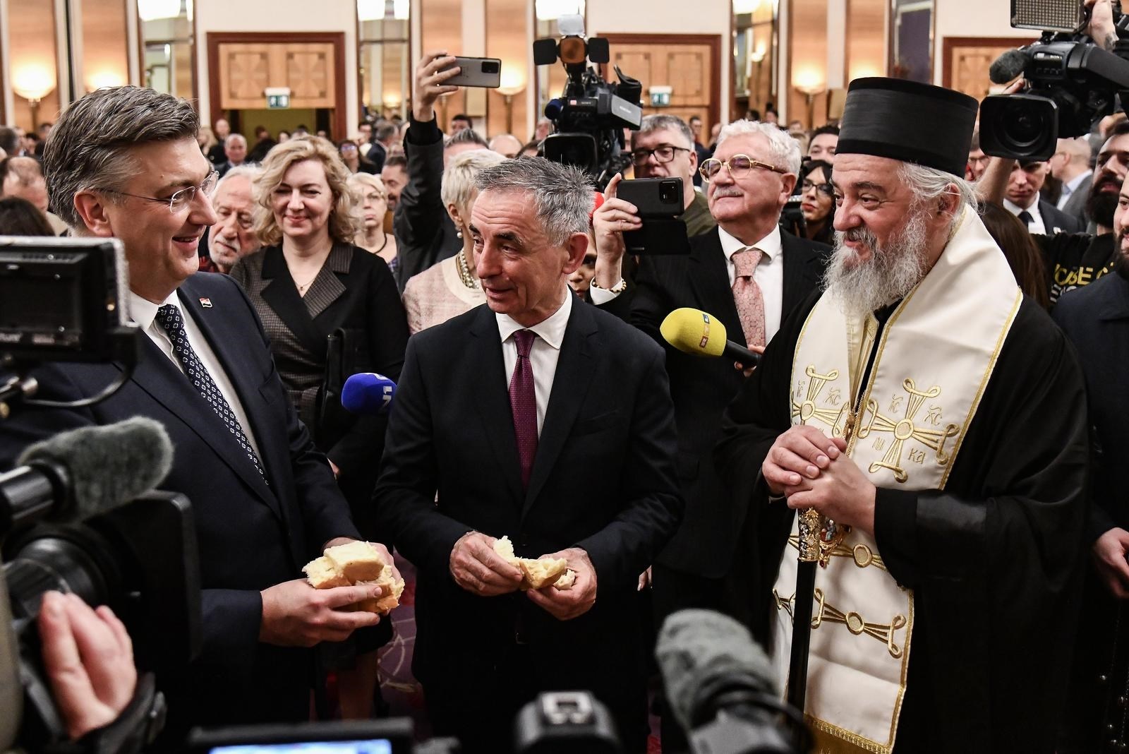 Plenković ide na Pupovčev domjenak za pravoslavni Božić. S njim ide troje ministara