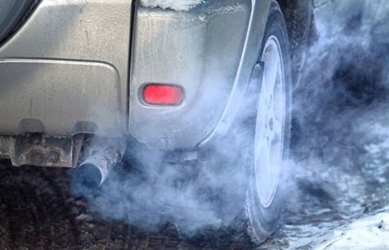 Europa odustaje od zabrane: Motori s unutrašnjim izgaranjem ostaju i nakon 2035. godi